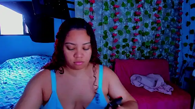 Snapshot of AngelaCoffee chatting on 7, 5, 2026 AngelaCoffee online show from 7, 5, 2026