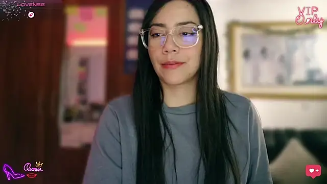 LauGrayJ online show from 5, 4, 2026