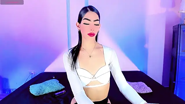 Tiffany moonblack online show from 22, 11, 2025