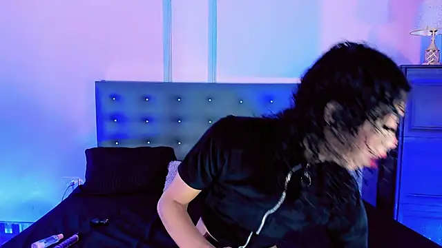 Tiffany moonblack online show from 27, 11, 2025