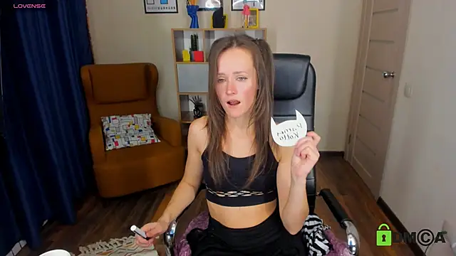 FrancescaCollins online show from 9, 12, 2024