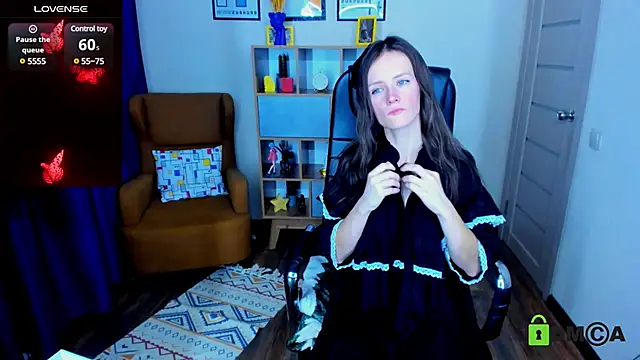 FrancescaCollins online show from 19, 1, 2025