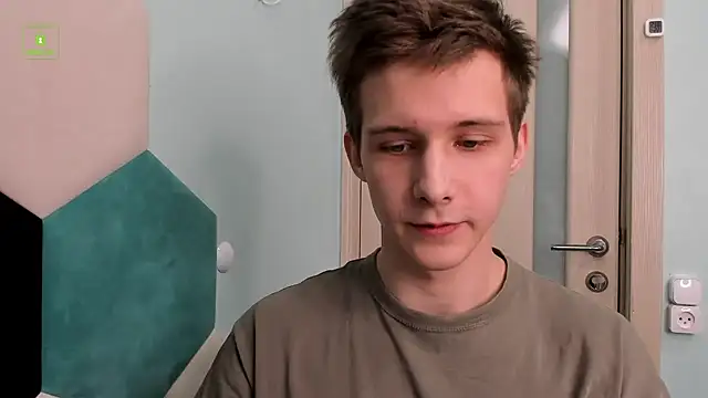 Snapshot of MarkGWalker chatting on 18, 12, 2024 MarkGWalker online show from 18, 12, 2024