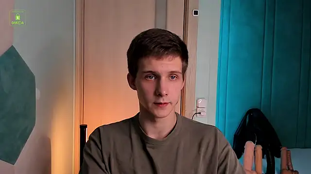 Snapshot of MarkGWalker chatting on 25, 12, 2024 MarkGWalker online show from 25, 12, 2024