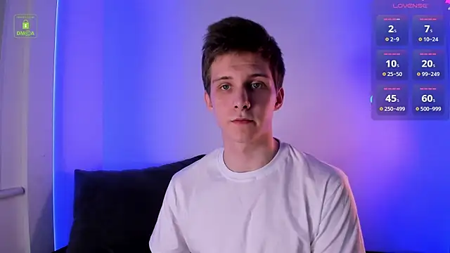 Snapshot of MarkGWalker chatting on 11, 3, 2025 MarkGWalker online show from 11, 3, 2025