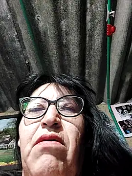 clarita 01 online show from 2, 10, 2025