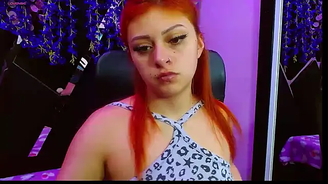 Emmily Walker online show from 3, 10, 2025