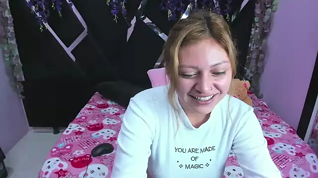 Emmily Walker online show from 6, 1, 2026