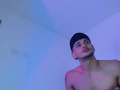 Alex ThomsonXxX online show from 14, 1, 2026