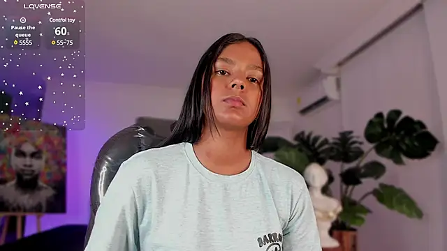 JANYLOVE   online show from 6, 2, 2025