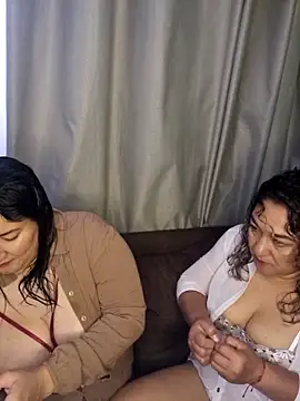 Snapshot of kitty_84 chatting on 17, 4, 2026 kitty 84 online show from 17, 4, 2026