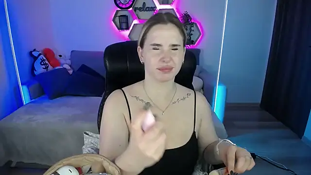 SabrinViolet online show from 14, 9, 2025