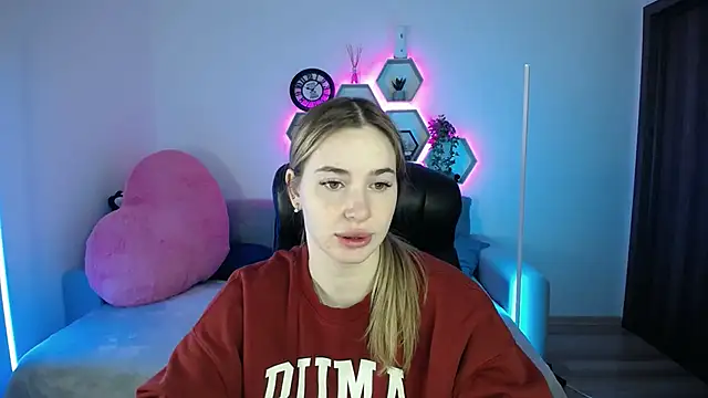 SabrinViolet online show from 11, 1, 2026