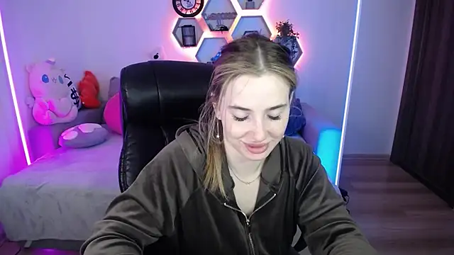 SabrinViolet online show from 12, 5, 2026