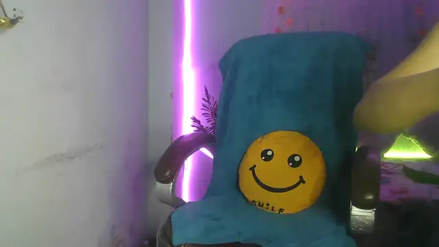 Queenhimanshi online show from 29, 1, 2025