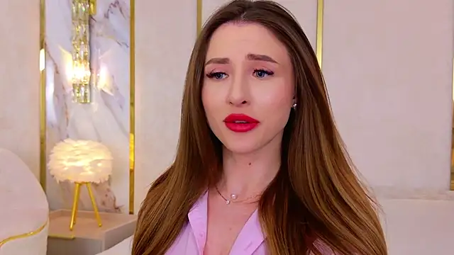 Jullia Carter online show from 4, 3, 2025