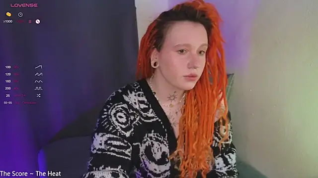 Snapshot of The_Full_Red_Moon chatting on 25, 9, 2025 The Full Red Moon online show from 25, 9, 2025