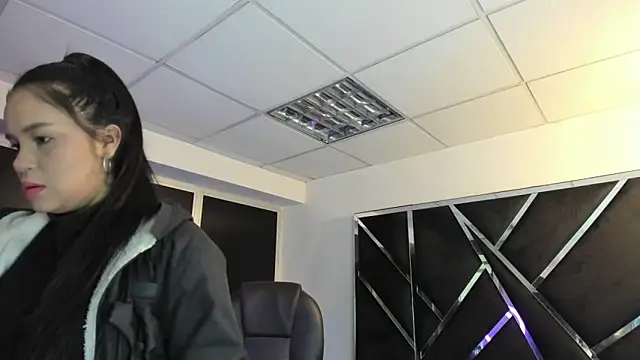 Ivanna18 x online show from 6, 11, 2025