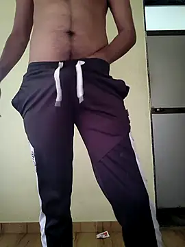 Collegeboywithbigweapan21 online show from 18, 4, 2026