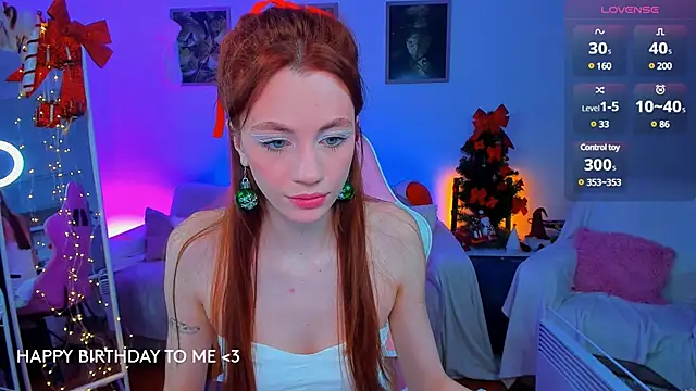 Alyssa Smitt online show from 30, 12, 2024