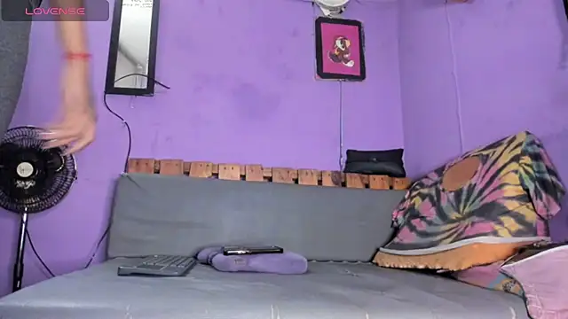 Snapshot of sexy-Bunny chatting on 4, 3, 2026 sexy-Bunny online show from 4, 3, 2026