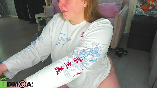 Ruth Oliver online show from 11, 4, 2026