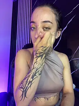 Ady 18 online show from 7, 11, 2025