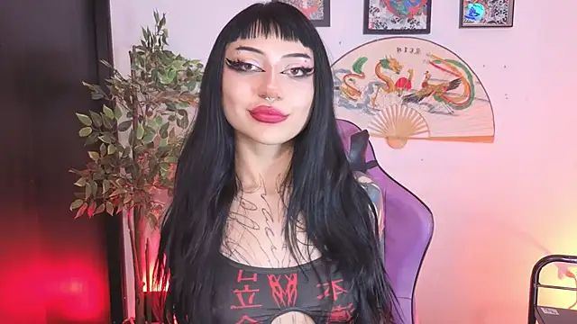 Snapshot of catipetite chatting on 23, 5, 2026 catipetite online show from 23, 5, 2026