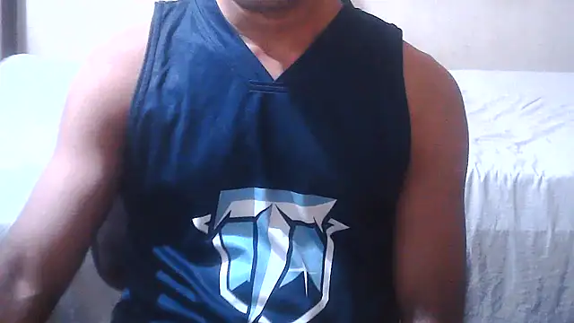 Snapshot of ROCKY_USA_18 chatting on 27, 5, 2026 ROCKY USA 18 online show from 27, 5, 2026
