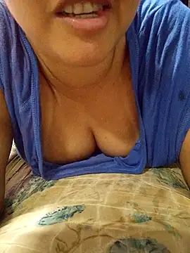 lovelyjhessy online show from 1, 3, 2025