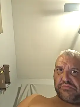 Snapshot of silkstroker6981 chatting on 19, 9, 2025 silkstroker6981 online show from 19, 9, 2025