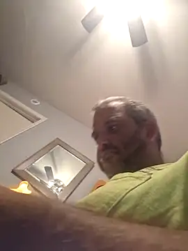 Snapshot of silkstroker6981 chatting on 26, 9, 2025 silkstroker6981 online show from 26, 9, 2025