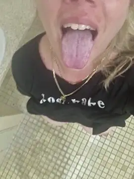 Off the Lesh online show from 21, 11, 2025