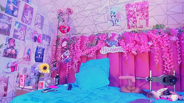 Alicebenett online show from 22, 11, 2025