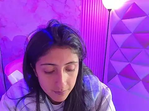 Snapshot of Cameron_cutte chatting on 13, 3, 2026 Cameron cutte online show from 13, 3, 2026