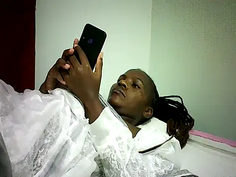 Snapshot of Pierra77 chatting on 10, 3, 2026 Pierra77 online show from 10, 3, 2026