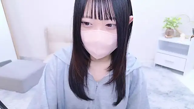 Suzu ch xx online show from 7, 3, 2025