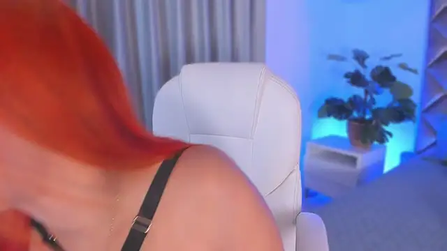 Crazyorange  online show from 17, 11, 2025