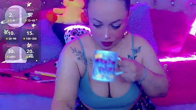 Snapshot of martina_bk chatting on 6, 2, 2025 martina bk online show from 6, 2, 2025