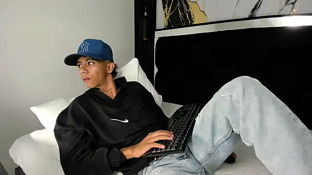 dikey 62 online show from 12, 12, 2024