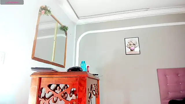 Jimena Grey online show from 26, 10, 2025