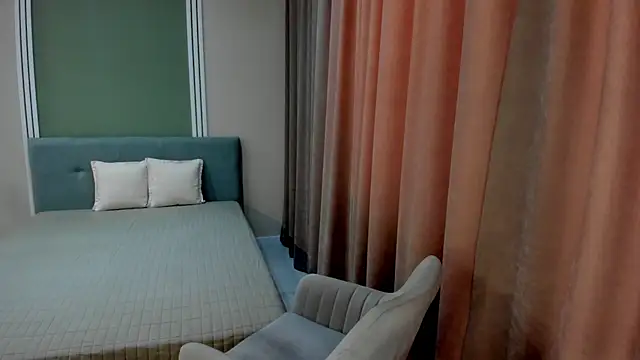 Snapshot of Amanda_Goodwin_ chatting on 2, 7, 2026 Amanda Goodwin online show from 2, 7, 2026