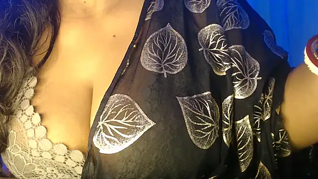 Snapshot of Prita07 chatting on 3, 10, 2025 Prita07 online show from 3, 10, 2025