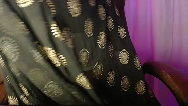 Snapshot of Prita07 chatting on 24, 10, 2025 Prita07 online show from 24, 10, 2025