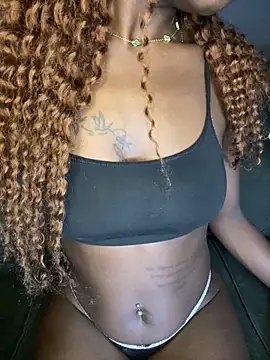 Snapshot of pretty_maliah chatting on 23, 2, 2026 pretty maliah online show from 23, 2, 2026