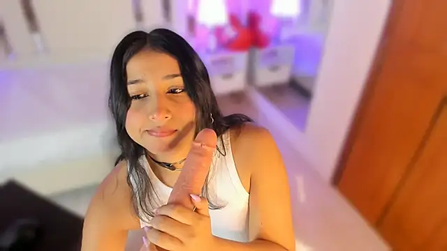 Miliaangeles online show from 2, 10, 2025