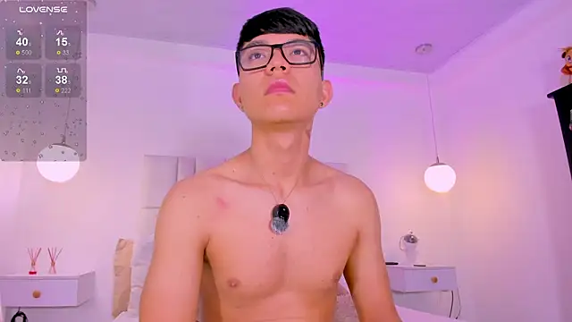 CodyTwink online show from 17, 6, 2026
