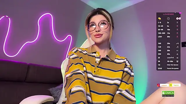 ellie miu online show from 20, 12, 2024