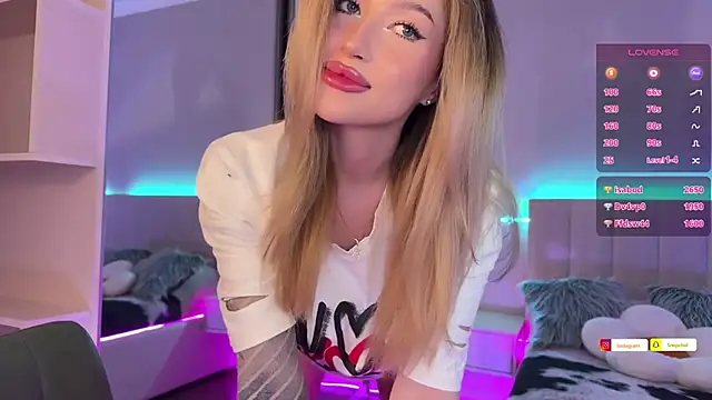 ellie miu online show from 16, 3, 2025