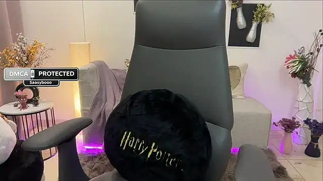 Snapshot of Unique-Beauty chatting on 15, 4, 2026 Unique-Beauty online show from 15, 4, 2026